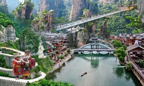 Tinh Hoa Kỳ Quan Hội Tụ Tại Trương Gia Giới